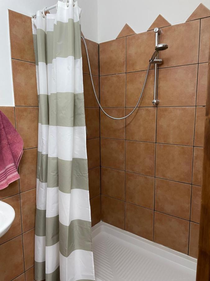 Appartamento Monolocale Deluxe a 2,7 km dal mare per 2 persone Siderno Esterno foto