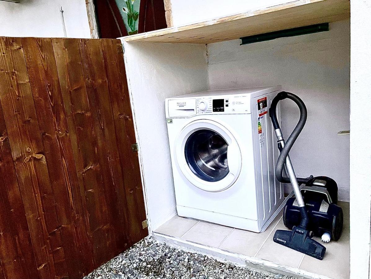 Appartamento Monolocale Deluxe a 2,7 km dal mare per 2 persone Siderno Esterno foto