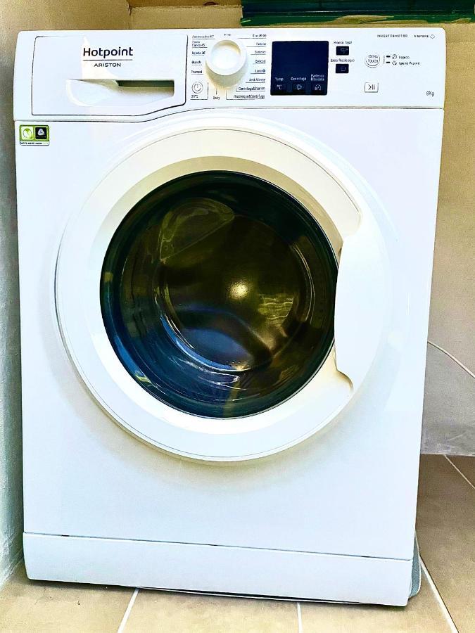 Appartamento Monolocale Deluxe a 2,7 km dal mare per 2 persone Siderno Esterno foto